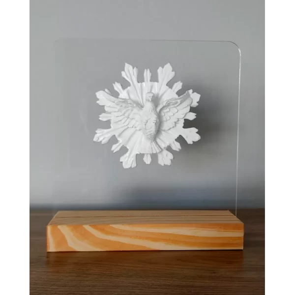 Acrilico com Espririto Santo  - Pó de Mármore - 16x15cm