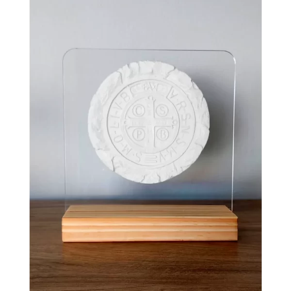 Acrilico com Medalha de São Bento com borda  - Pó de Mármore - 16x15cm
