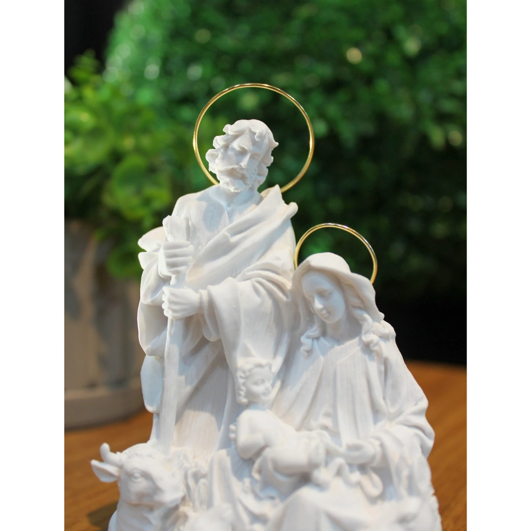 Presépio - Pó de Mármore - 12cm - com resplendor banhado a ouro - Imagem 2