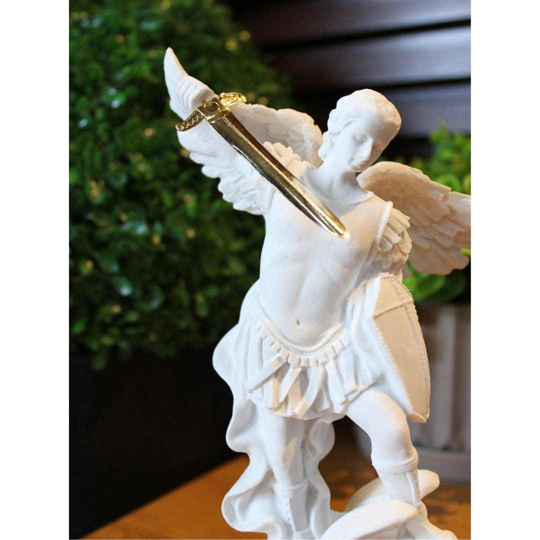 São Miguel Arcanjo - Pó de Mármore - 21cm - com espada banhado a ouro - Imagem 2