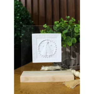 Acrilico com Placa N.Sra Aparecida Quadrada - Pó de Mármore - 16x15cm