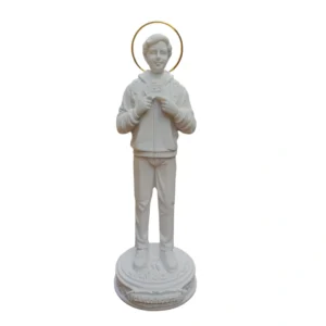 Carlo Acutis - Pó de Mármore - 20cm - com resplendor banhado a ouro