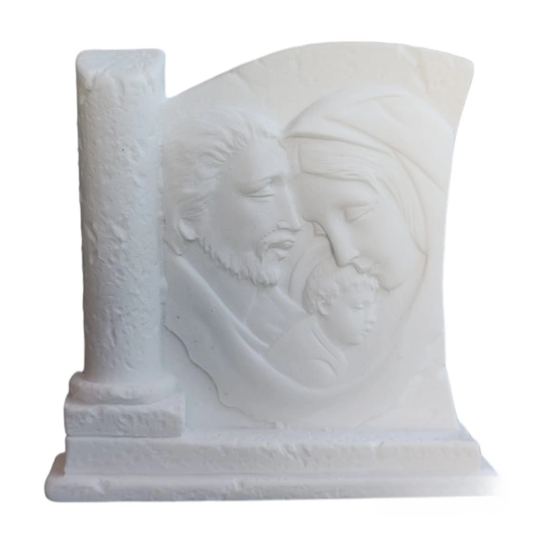 Sagrada Familia com Pedestal 7,5x7,5cm - Pó de Mármore - 7,5cm
