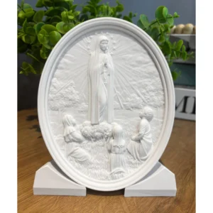 Medalha N.Sra de Fátima com os Pastores com base - Pó de Mármore - 15x12cm