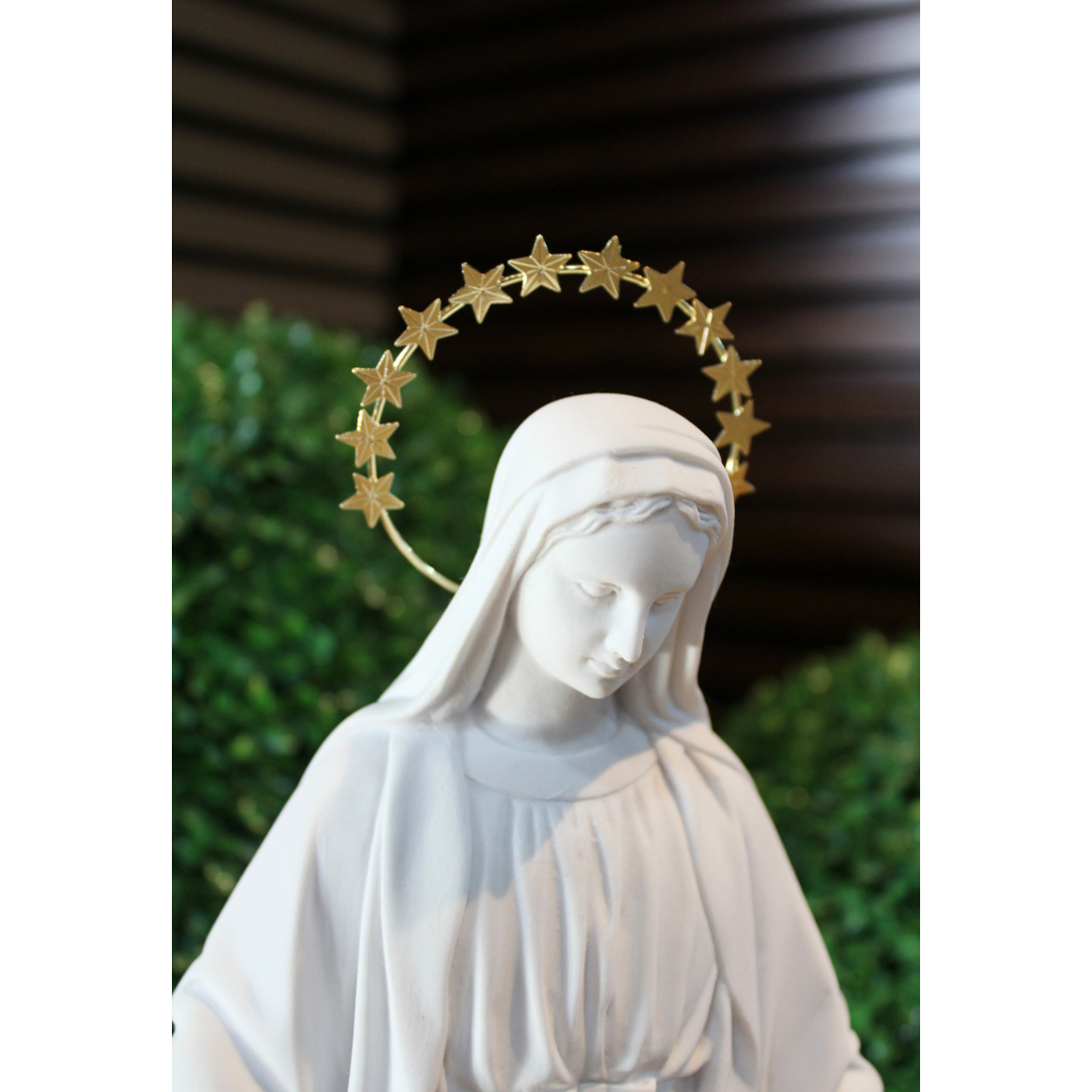 N.Sra das Graças - Pó de Mármore - 43cm - com resplendor estrelado banhado a ouro e cúpula de acrilico - Imagem 4