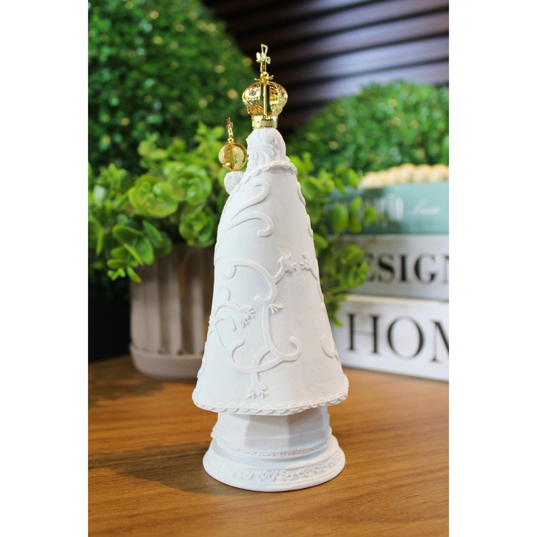 N.Sra de Nazaré - Pó de Mármore - 17cm - com coroa banhada a ouro - Imagem 4