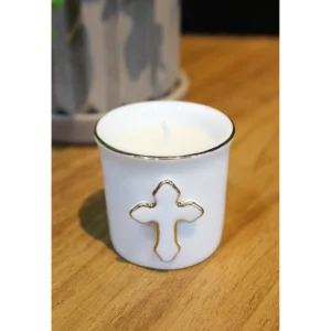 Vela Aromatica Cruz - Porcelana com detalhes em ouro/ Aroma Bamboo - 5Ax4,5Lcm