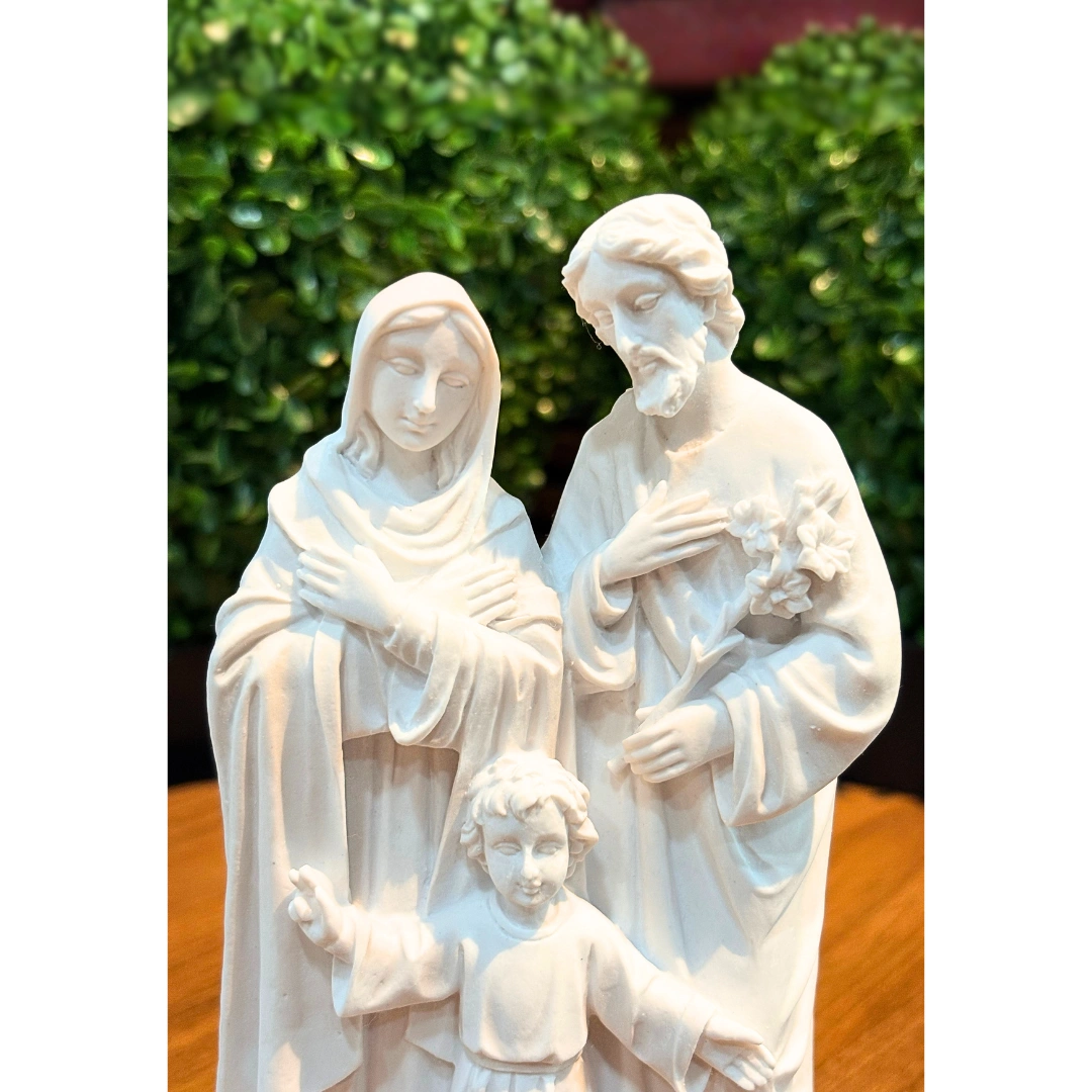 Sagrada Familia com Menino Jesus - Pó de Mármore - 20cm - Imagem 2