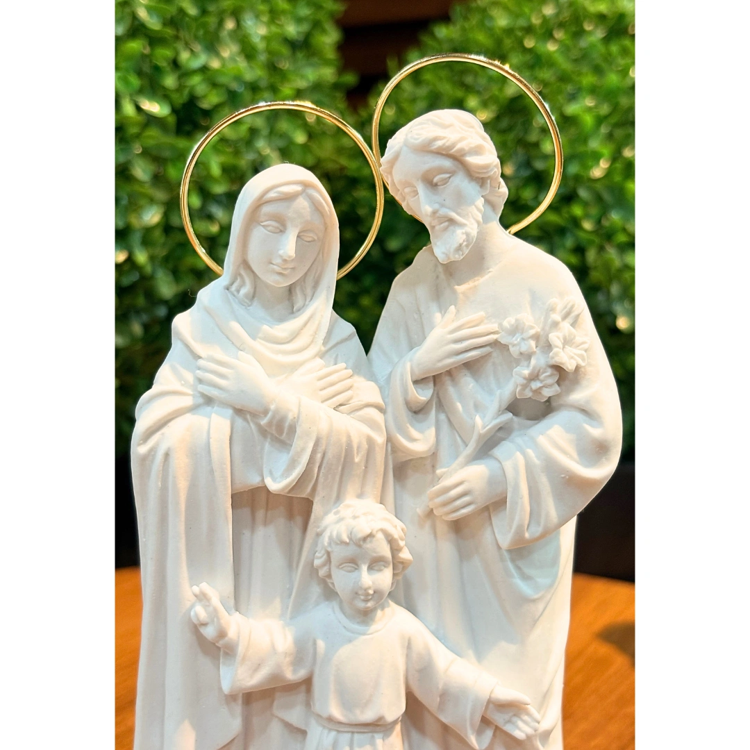 Sagrada Familia com Menino Jesus - Pó de Mármore - 20cm - com resplendor banhado a ouro - Imagem 2